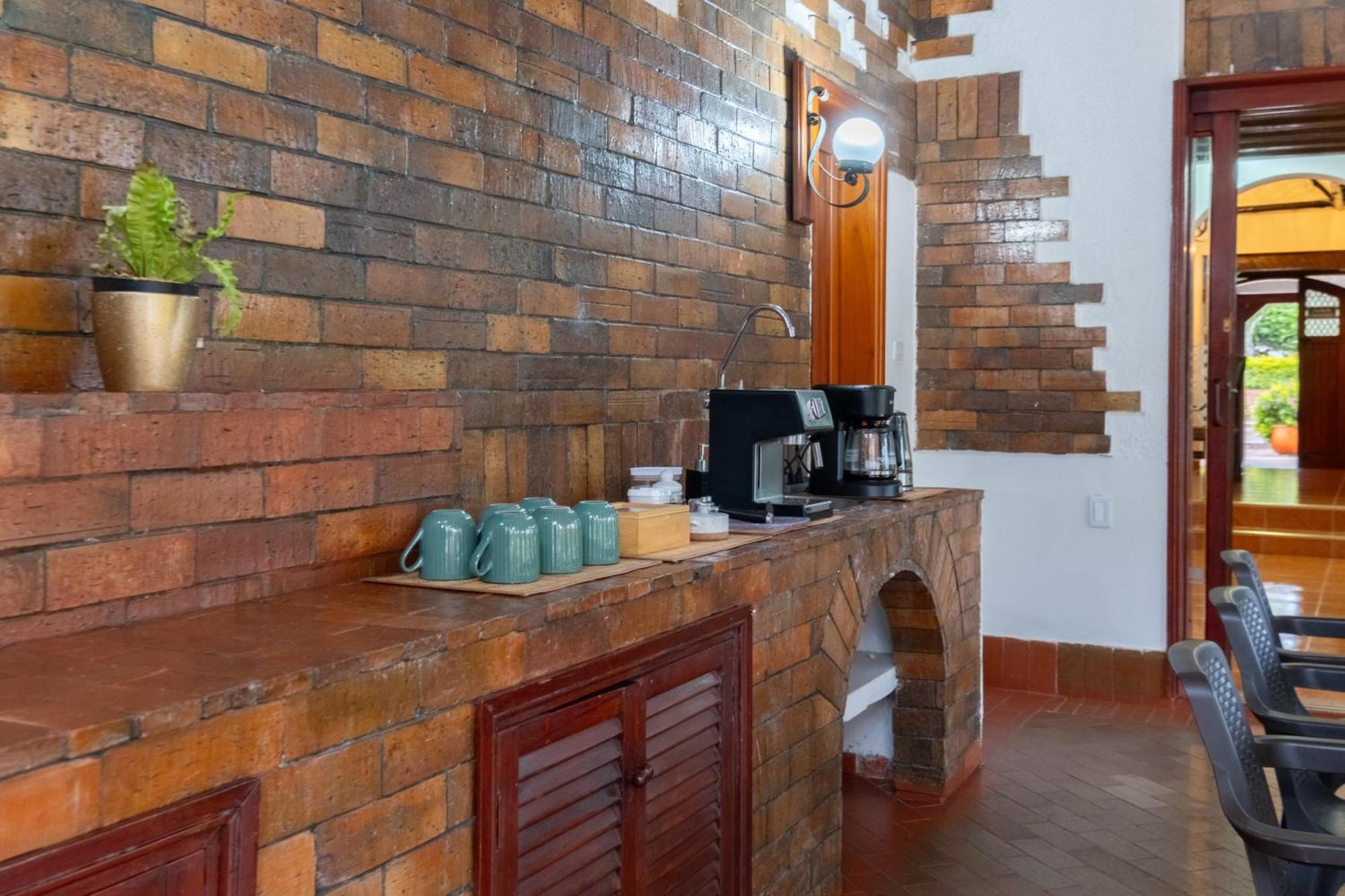 Hotel Chalet El Castillo By Majuva ลาเตไบดา ภายนอก รูปภาพ