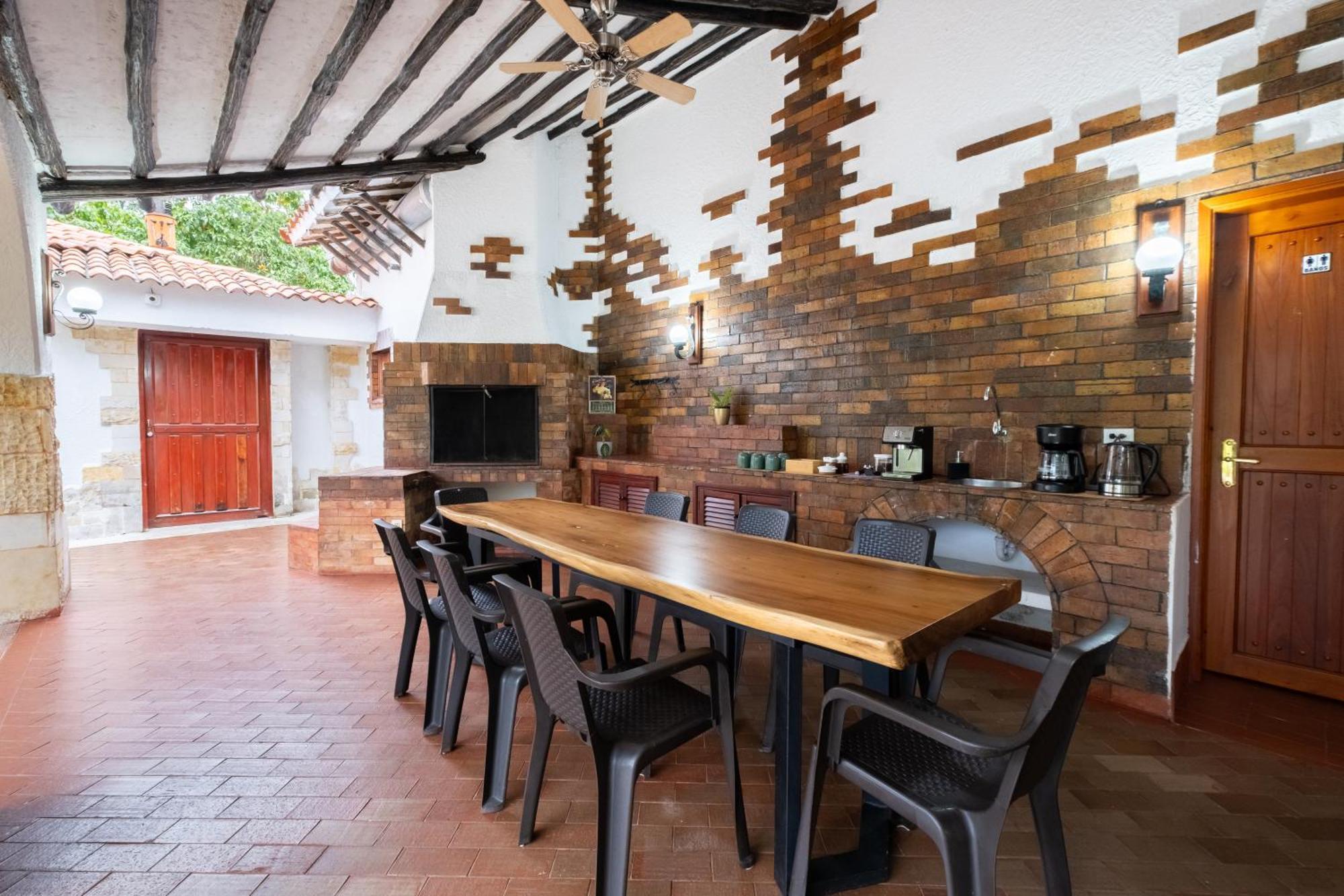 Hotel Chalet El Castillo By Majuva ลาเตไบดา ภายนอก รูปภาพ