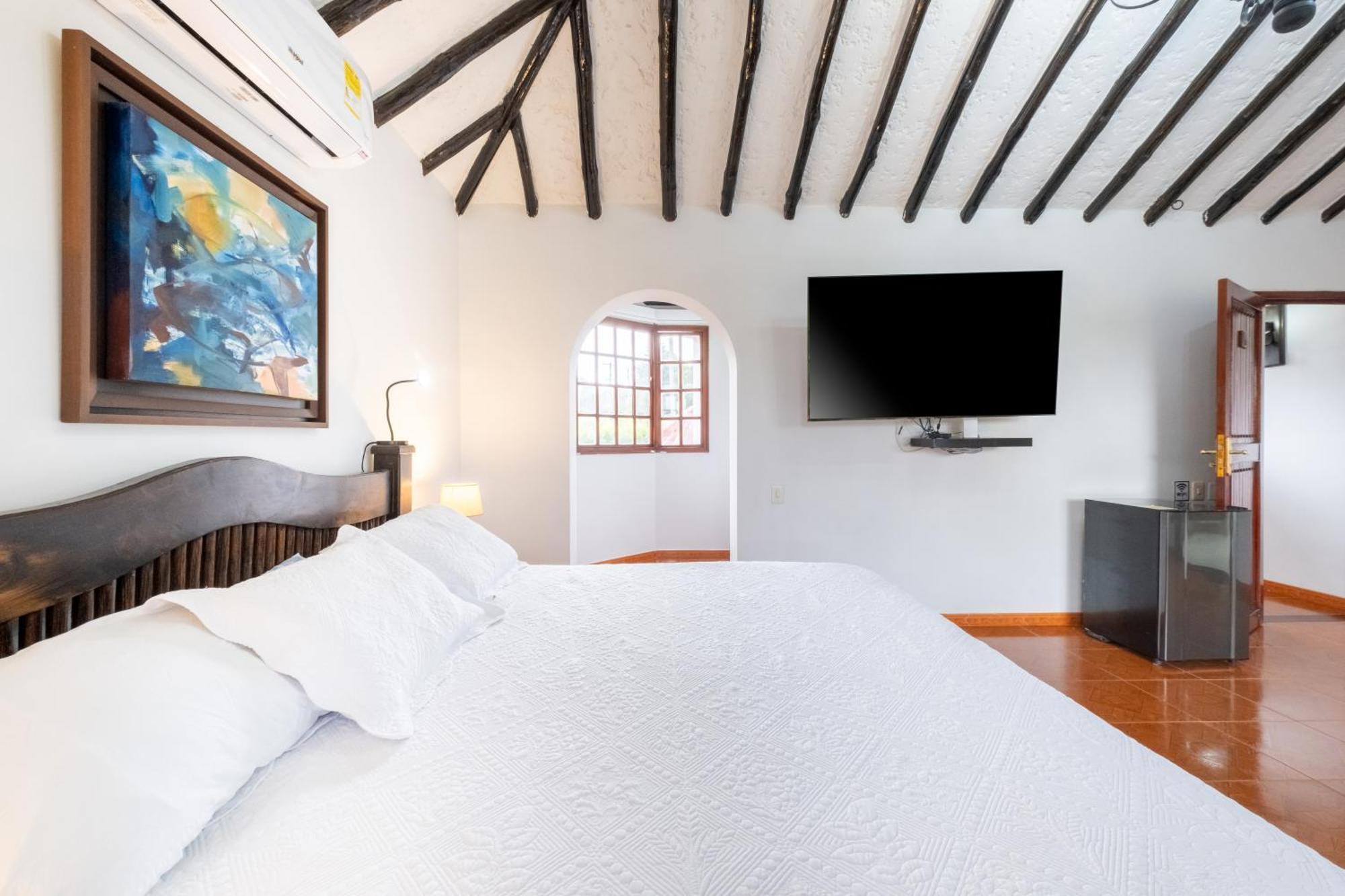 Hotel Chalet El Castillo By Majuva ลาเตไบดา ภายนอก รูปภาพ