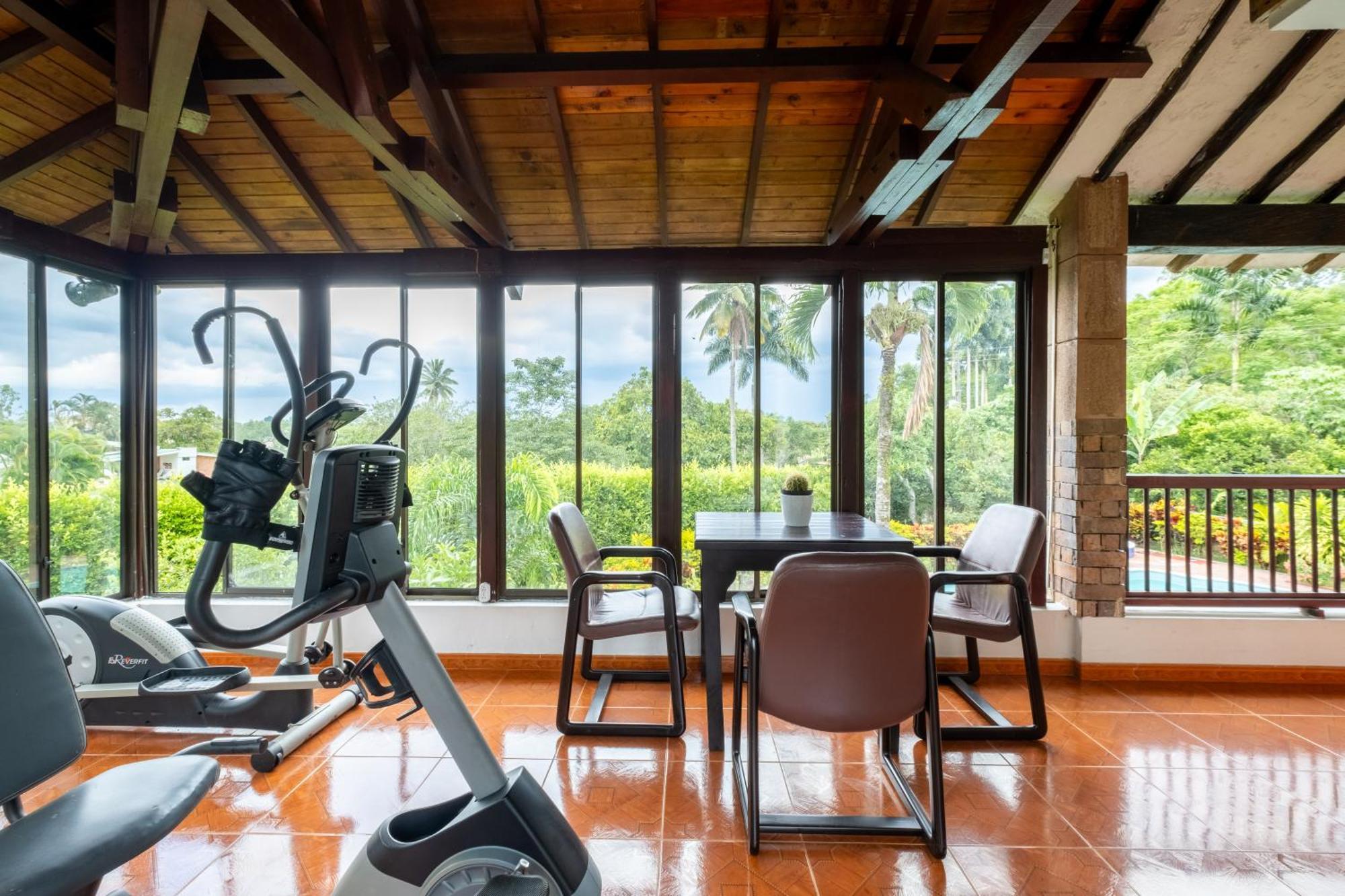 Hotel Chalet El Castillo By Majuva ลาเตไบดา ภายนอก รูปภาพ