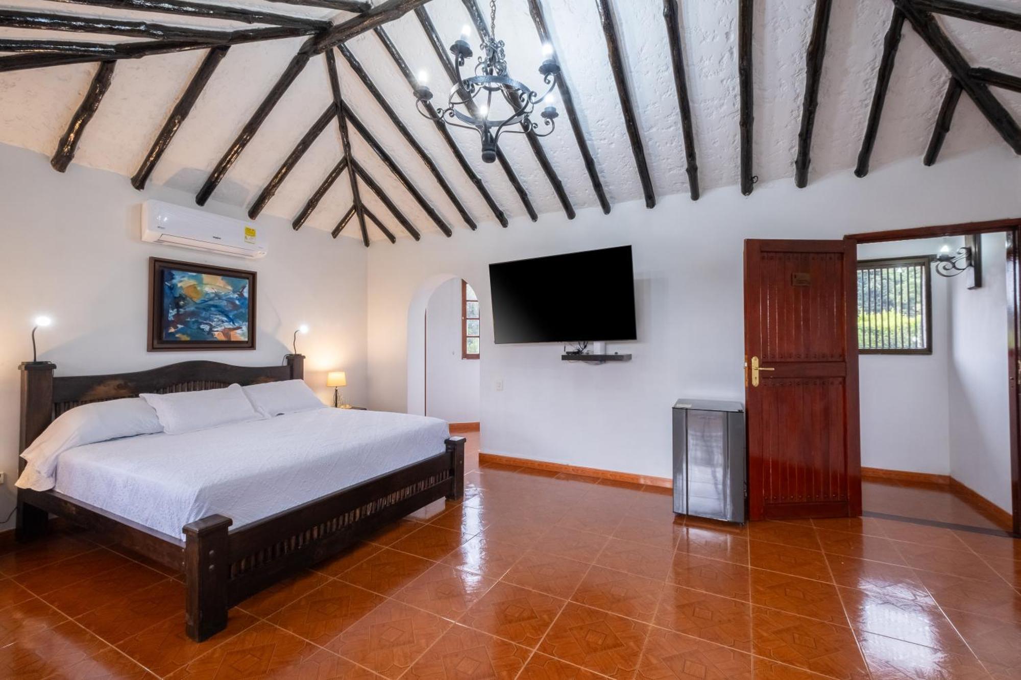 Hotel Chalet El Castillo By Majuva ลาเตไบดา ภายนอก รูปภาพ