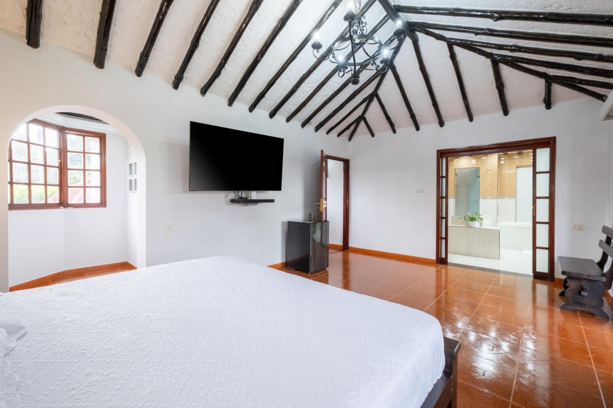 Hotel Chalet El Castillo By Majuva ลาเตไบดา ภายนอก รูปภาพ