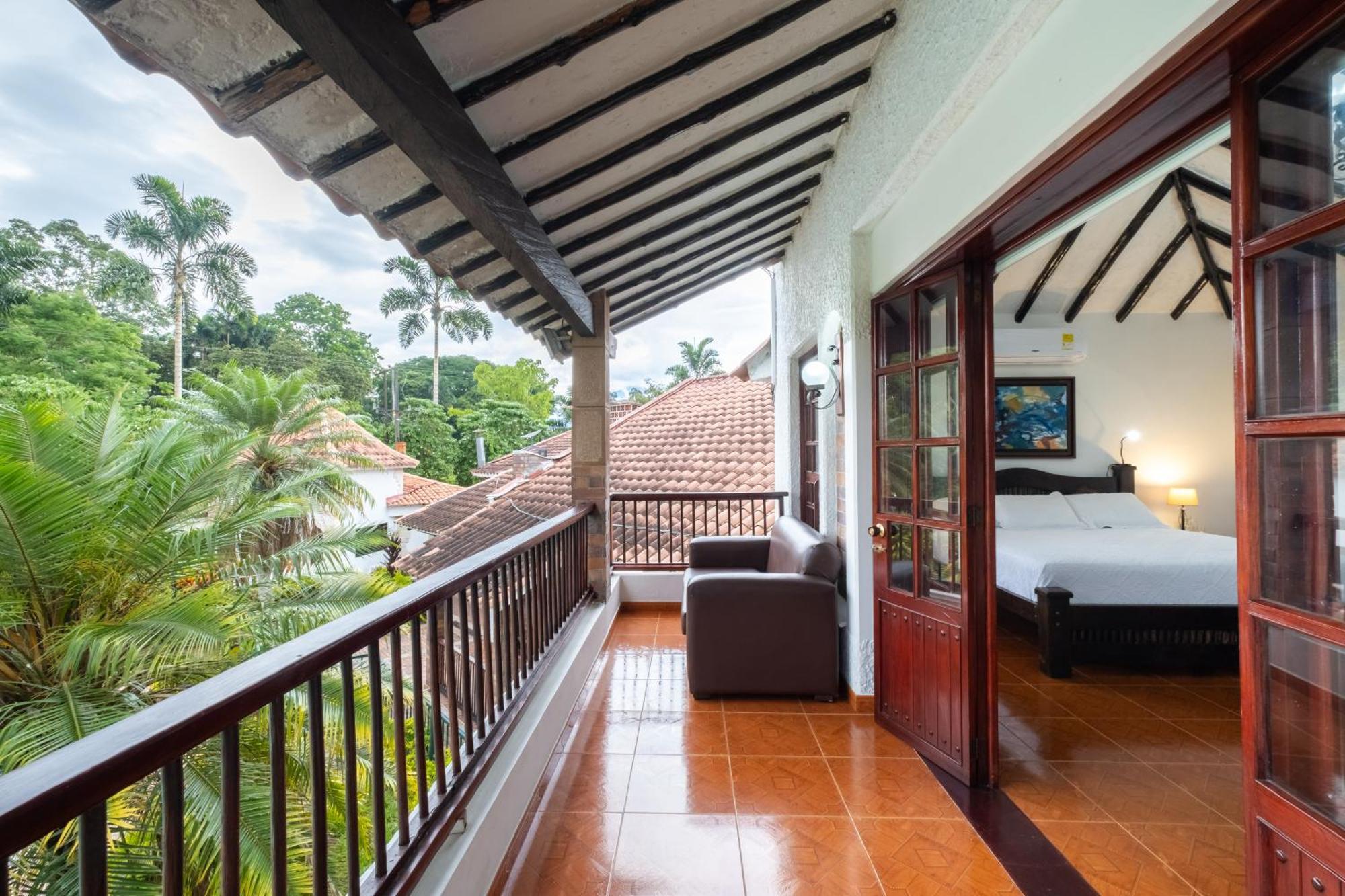 Hotel Chalet El Castillo By Majuva ลาเตไบดา ภายนอก รูปภาพ
